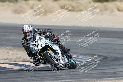 media/Dec-07-2025-CVMA (Sun) [[3e7d2de5dc]]/Race 7-Formula Lightweight Twins Shootout/